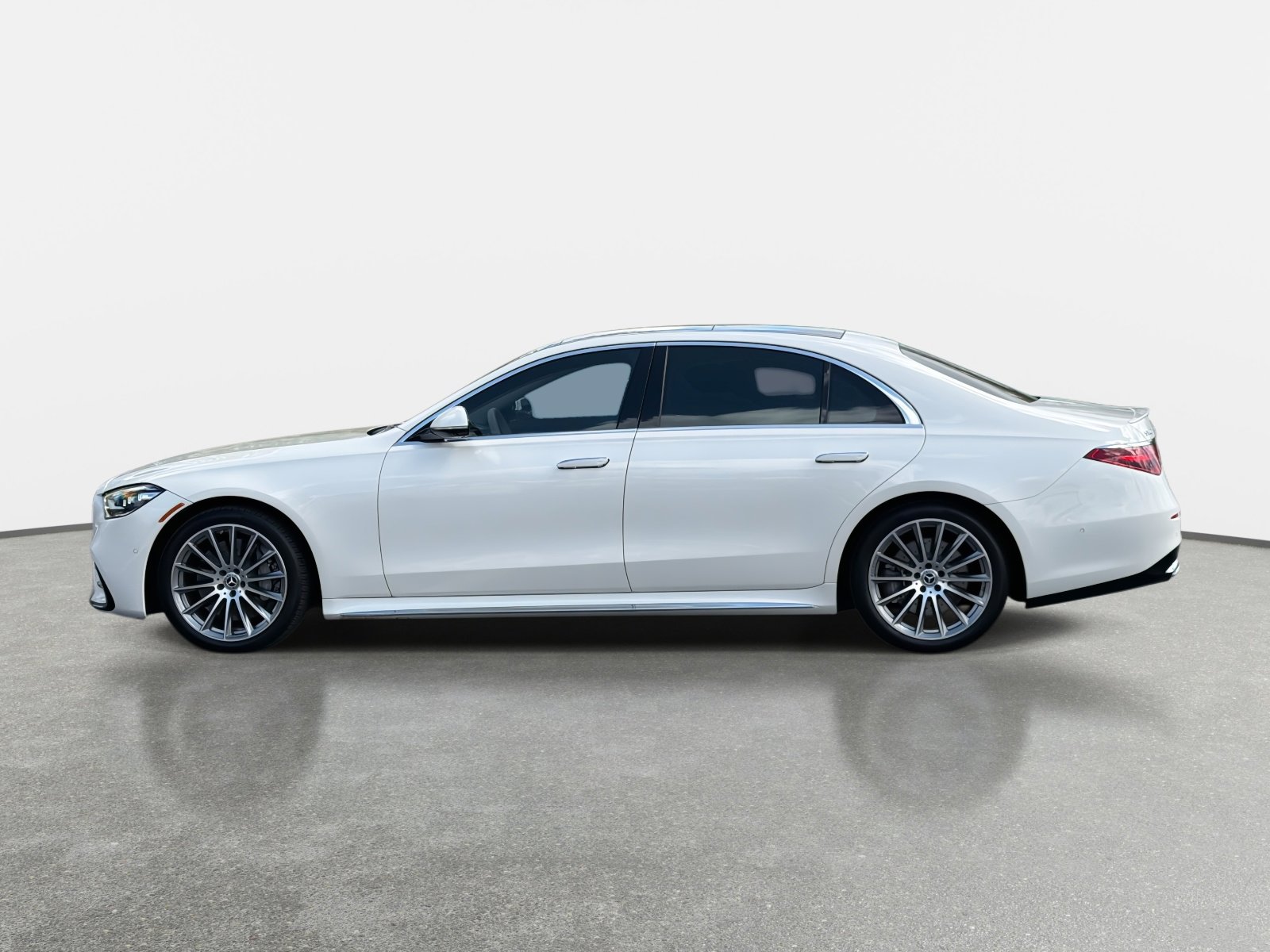 Used 2022 Mercedes-Benz S 580 4MATIC Sedan image 6