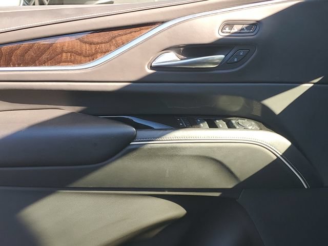 Certified 2022 Cadillac Escalade Premium Luxury Platinum AWD/4WD image 14