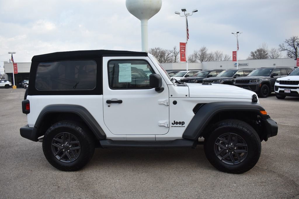Used 2024 Jeep Wrangler Sport S image 9