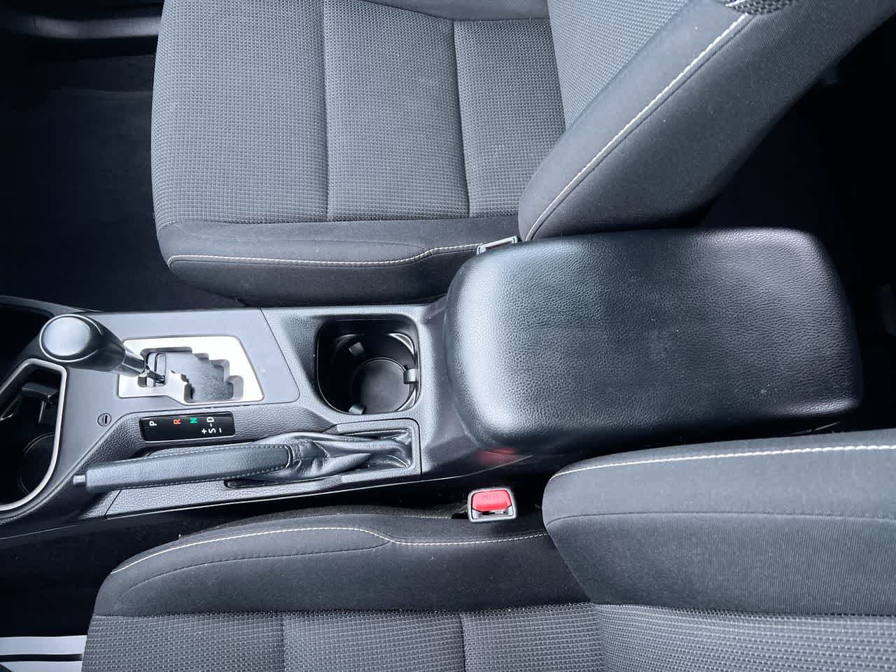 Used 2018 Toyota RAV4 XLE FWD image 21