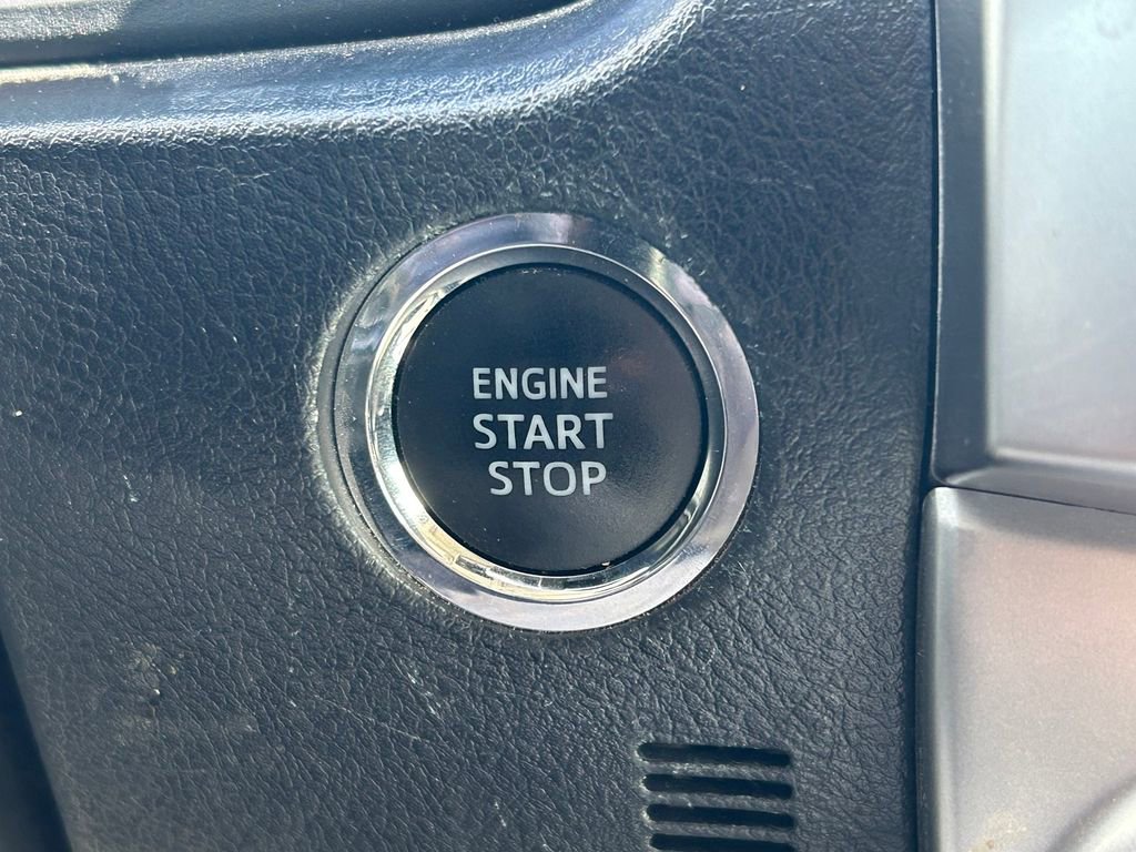 Used 2023 Toyota 4Runner Limited image 32