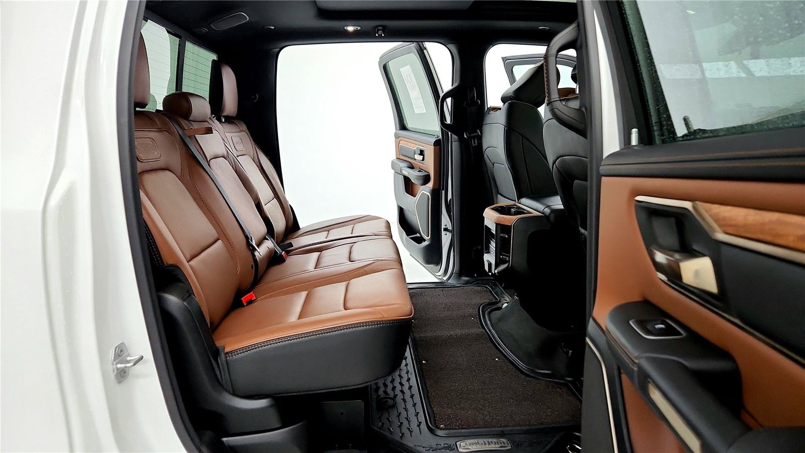 Used 2022 RAM 1500 Limited image 18