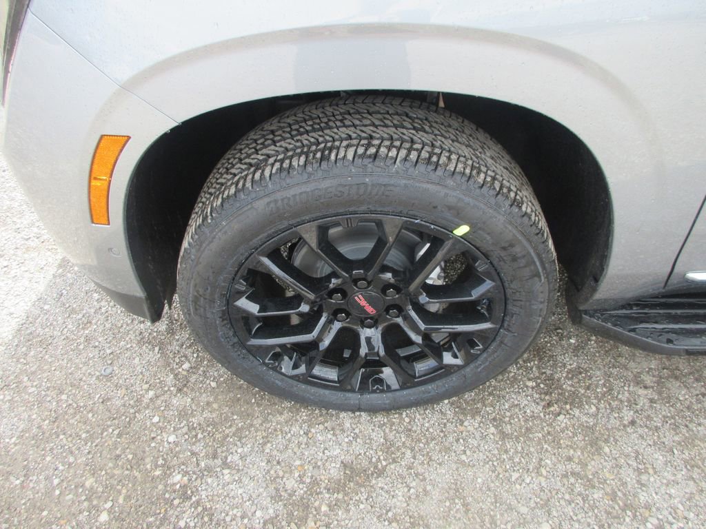 New 2026 GMC Yukon Elevation image 11