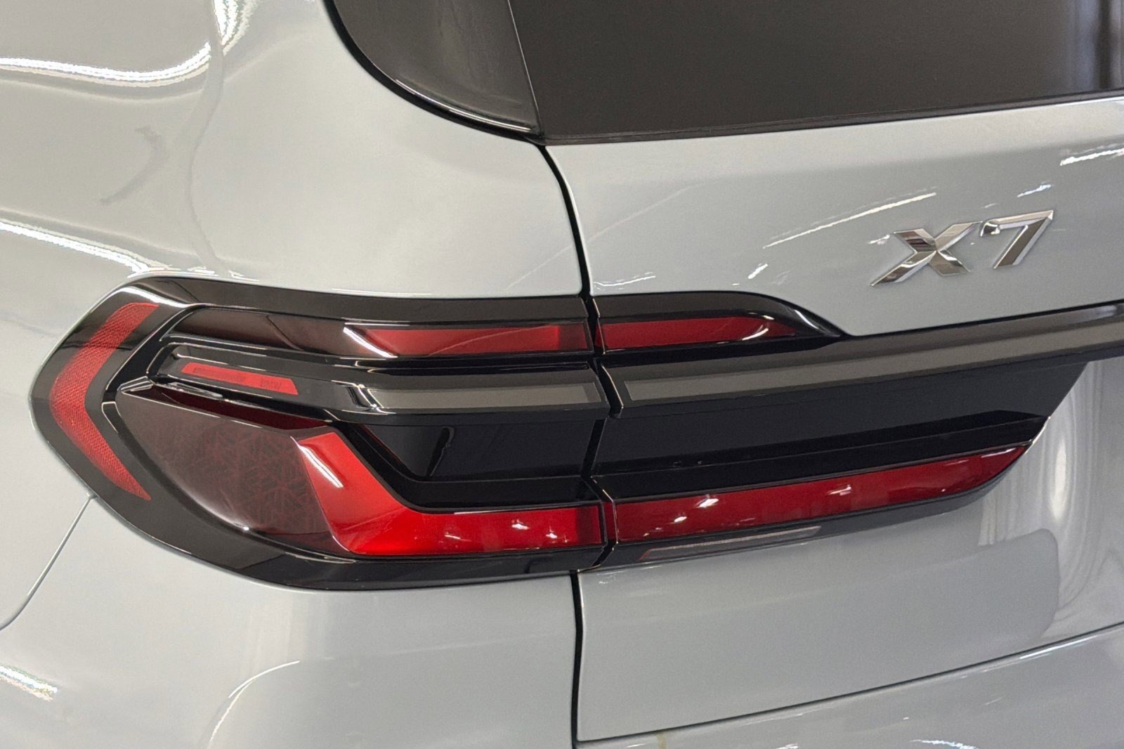 New 2026 BMW X7 xDrive40i w/ M Sport Package image 13