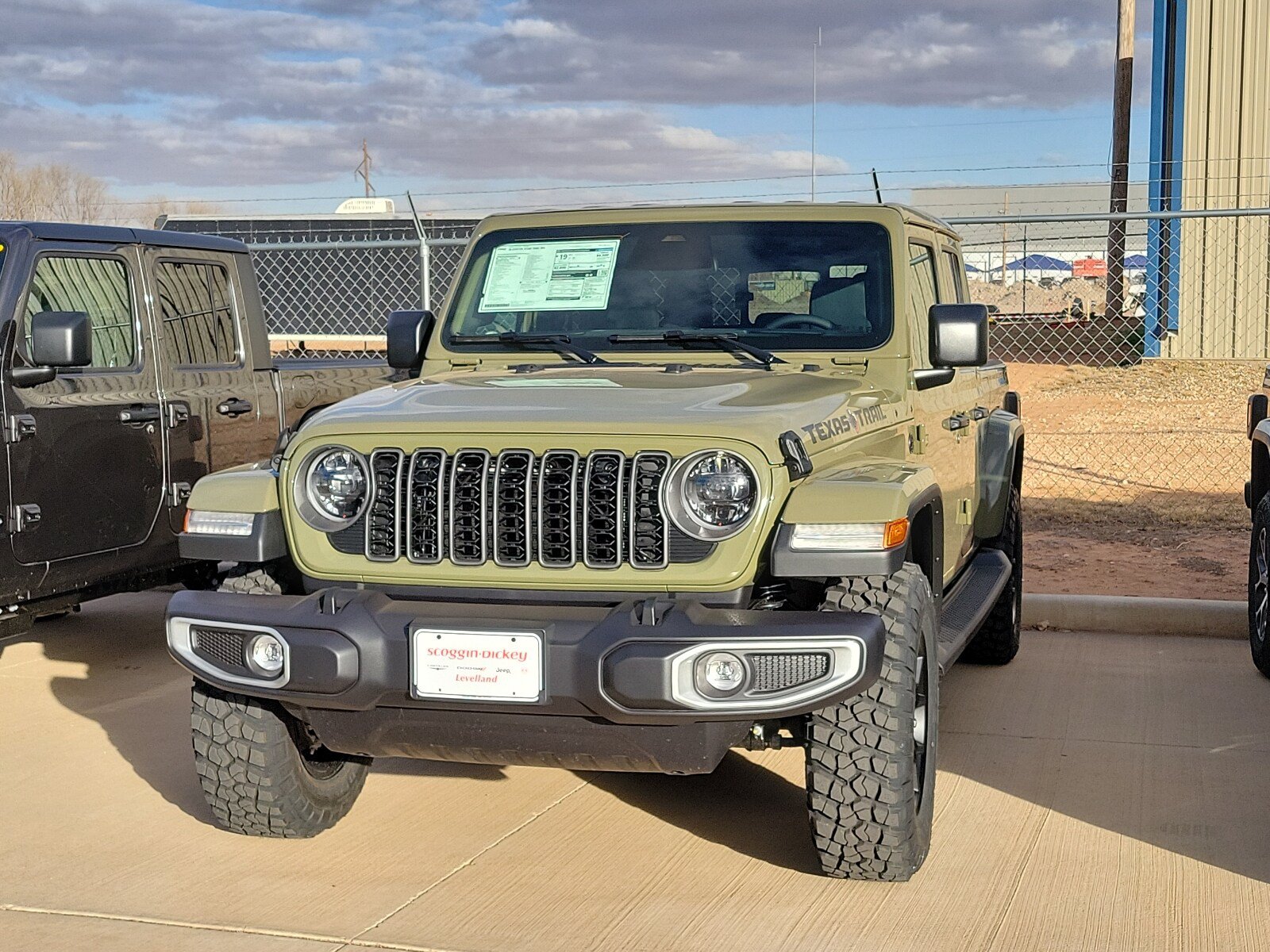 New 2026 Jeep Gladiator Sport AWD/4WD image 8