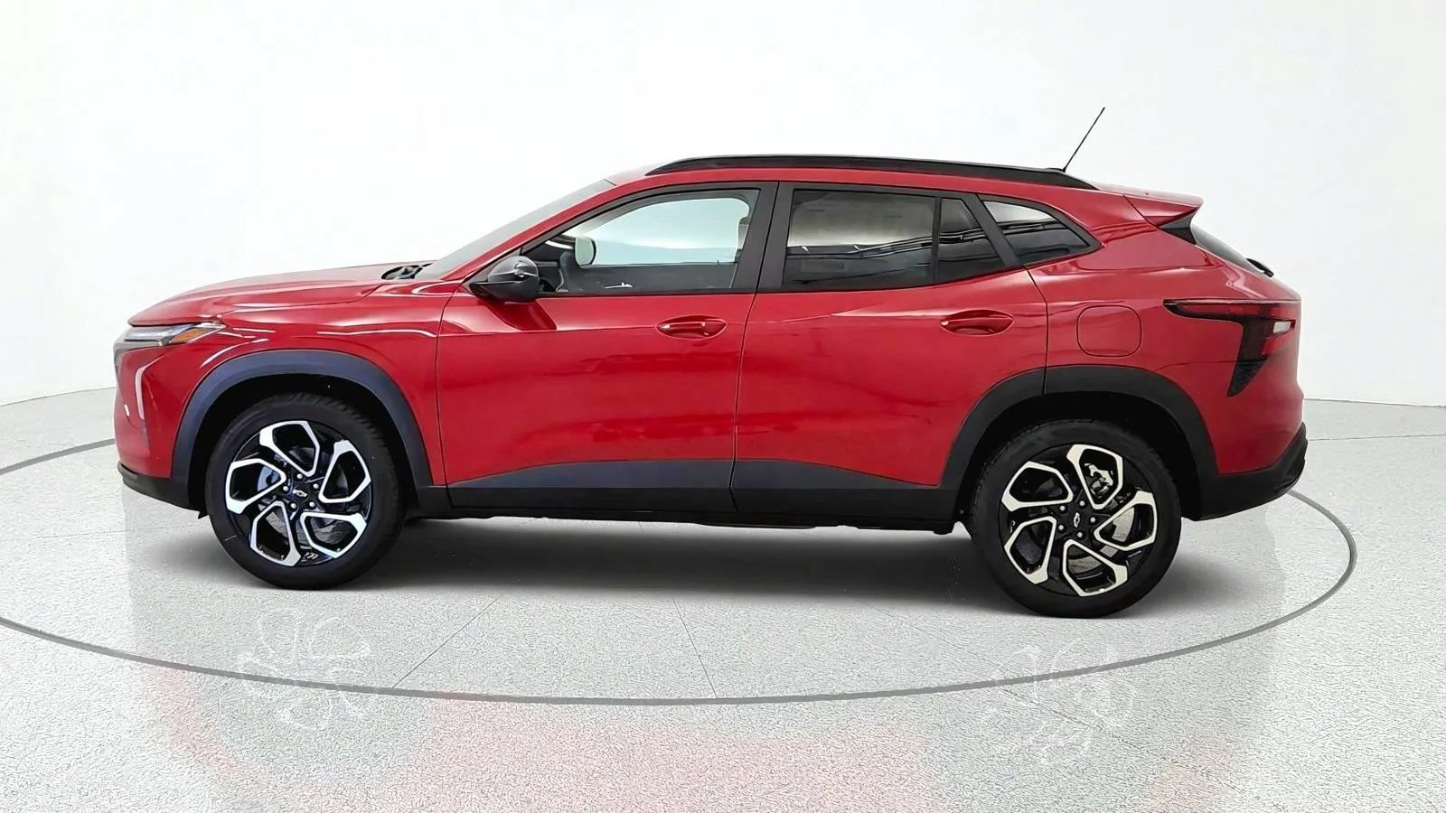 New 2026 Chevrolet Trax RS w/ Driver Confidence Package FWD image 5