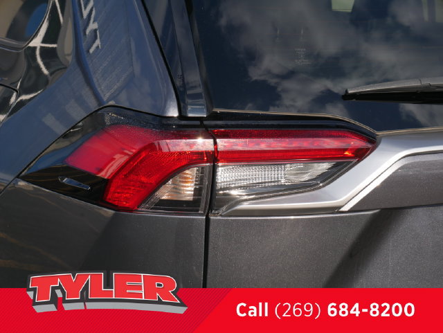 Used 2023 Toyota RAV4 XSE w/ XSE Grade Weather Package AWD/4WD image 12