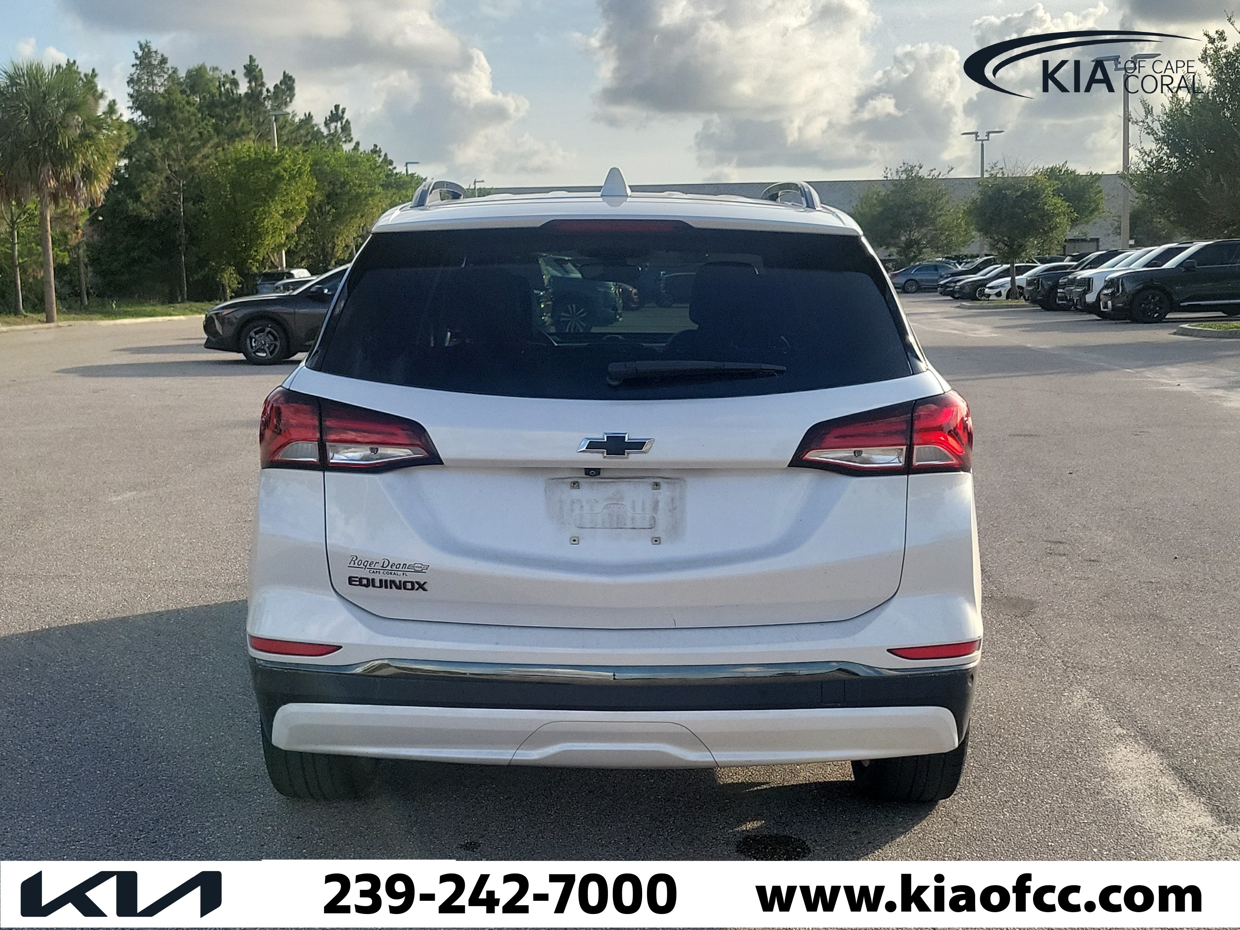 Used 2022 Chevrolet Equinox Premier w/ Redline Edition FWD image 5