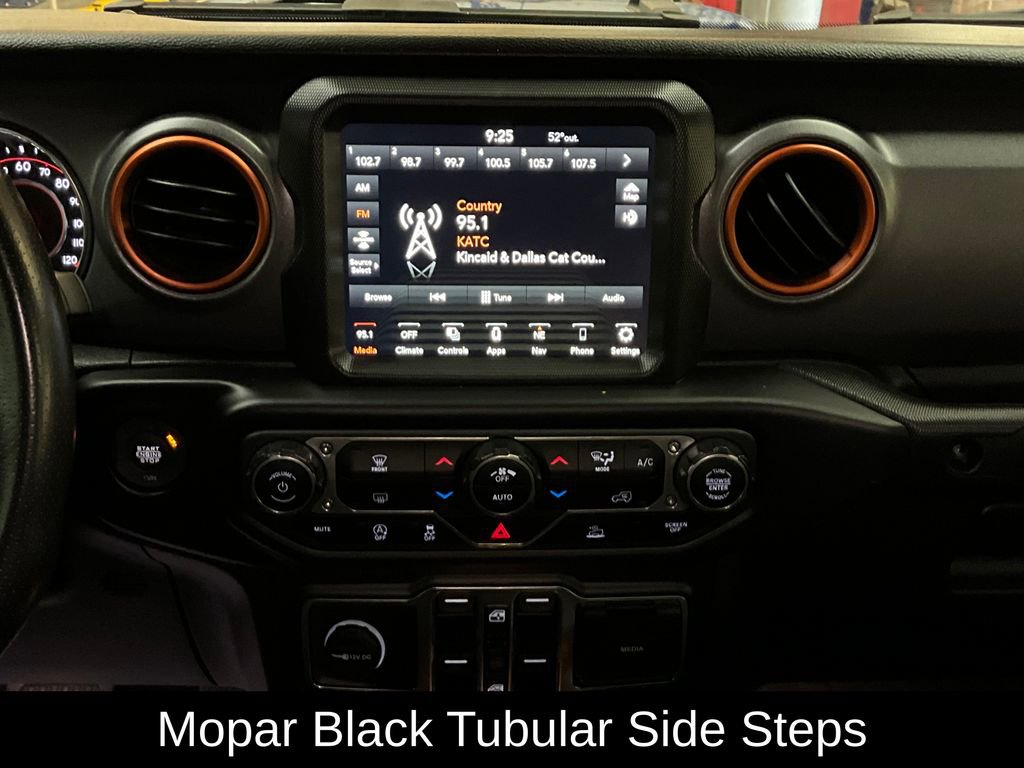 Certified 2022 Jeep Gladiator Mojave w/ Trailer Tow Package image 9