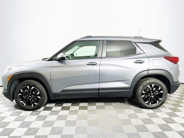 Used 2022 Chevrolet TrailBlazer LT w/ Convenience Package image 3