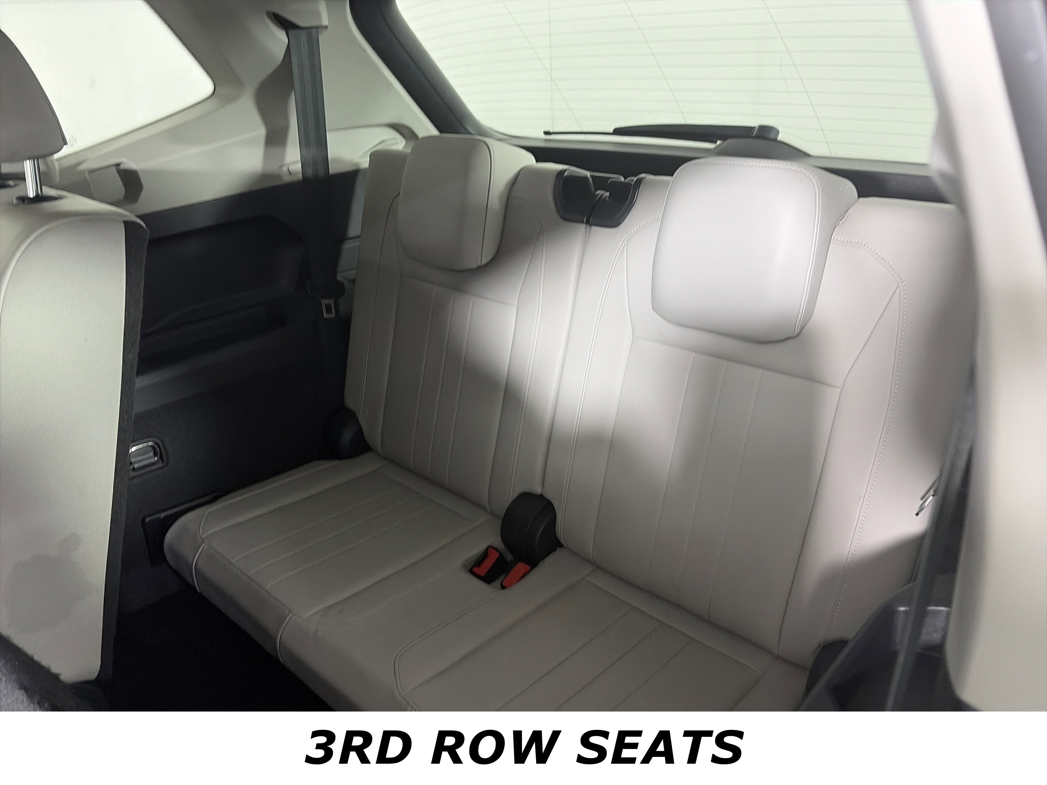 Used 2022 Volkswagen Tiguan SE image 11