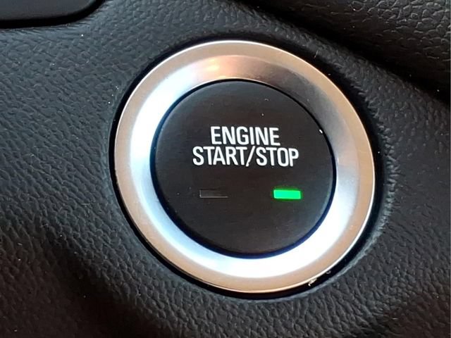 Used 2018 Chevrolet Equinox LT FWD image 23
