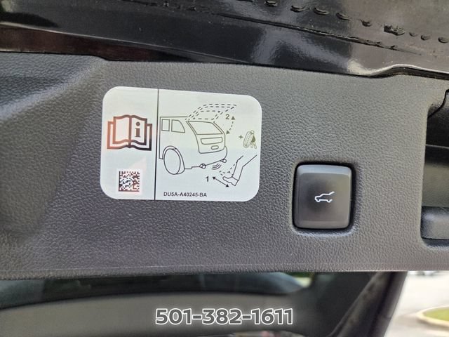 Used 2020 Ford Escape Titanium AWD/4WD image 18