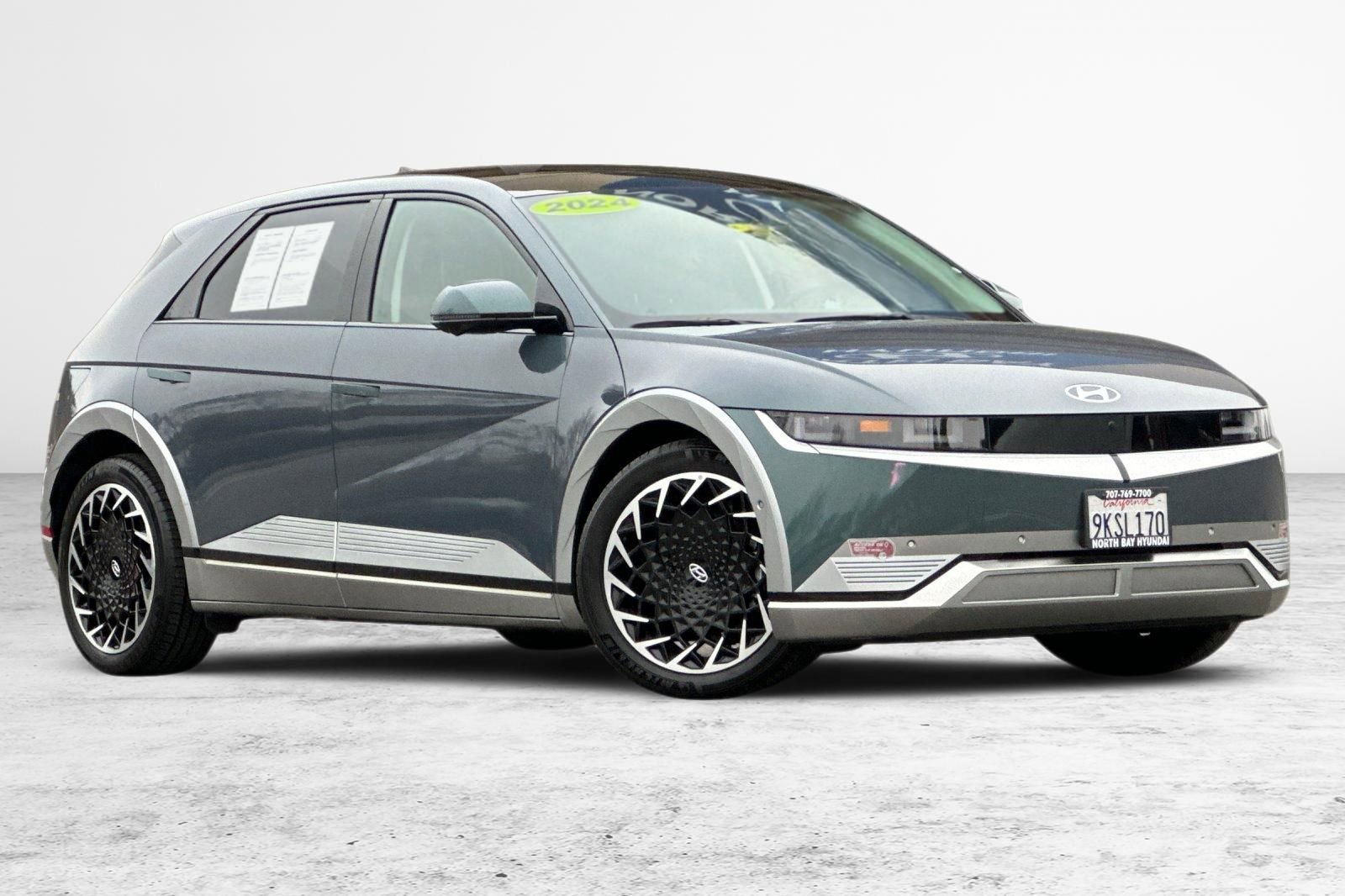 Used 2024 Hyundai Ioniq 5 Limited image 2