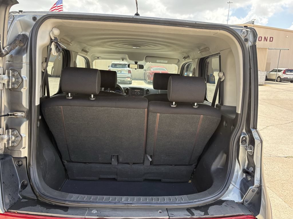Used 2010 Nissan Cube 1.8 w/ Interior Designer Pkg FWD image 23