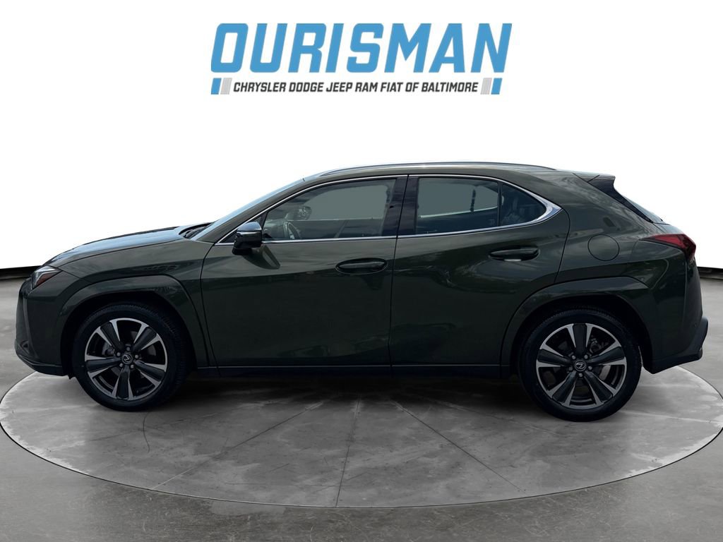 Used 2025 Lexus UX 300h AWD w/ Accessory Package (Z2) image 3