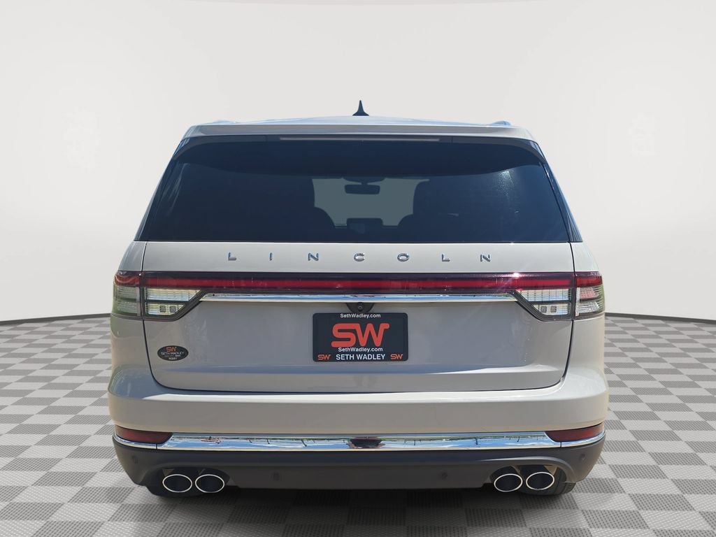 Used 2023 Lincoln Aviator Reserve w/ Elements Package Plus RWD image 6