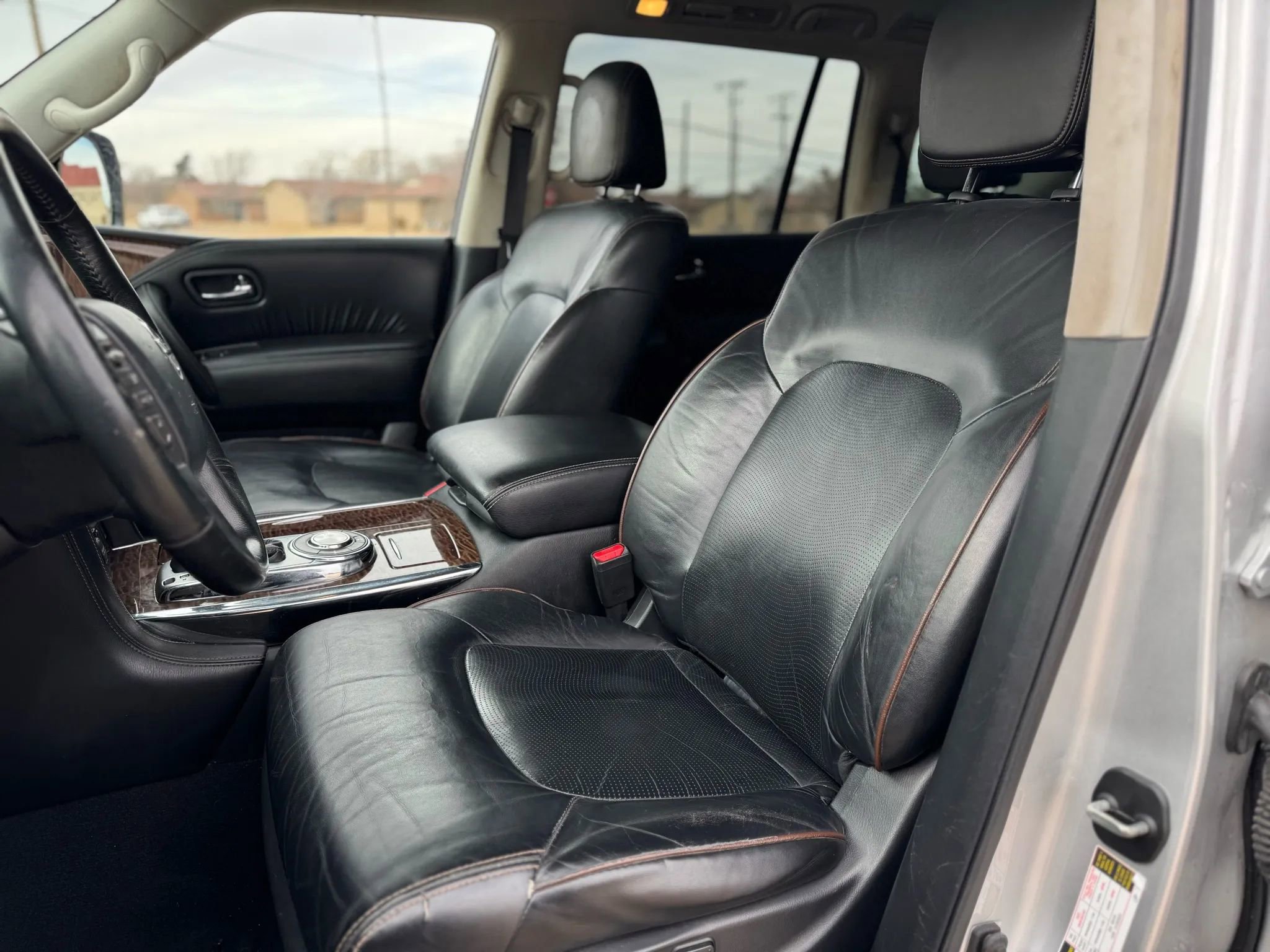 Used 2018 Nissan Armada SL w/ Premium Package image 16