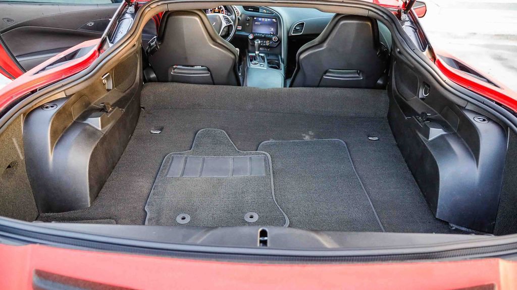 Used 2016 Chevrolet Corvette Stingray Coupe w/ Carbon Flash Badge Package image 27