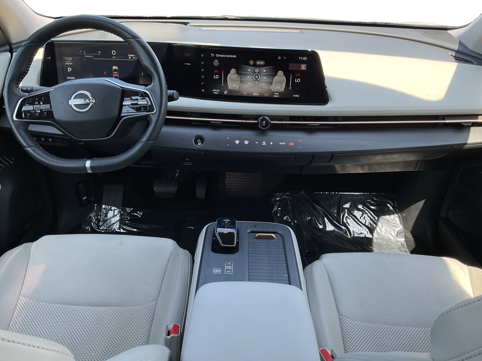 Used 2023 Nissan Ariya FWD image 10