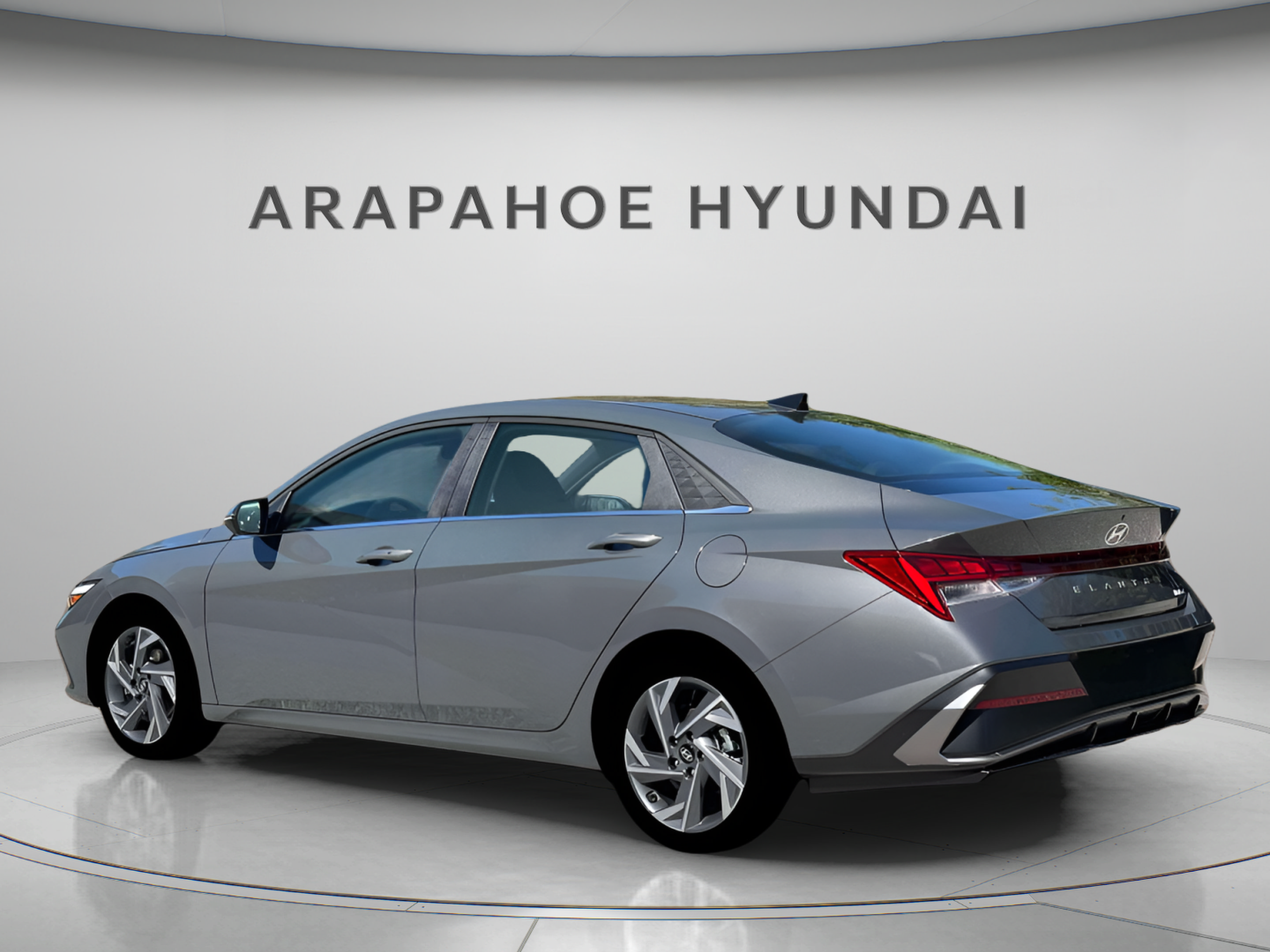 New 2026 Hyundai Elantra Limited FWD image 3