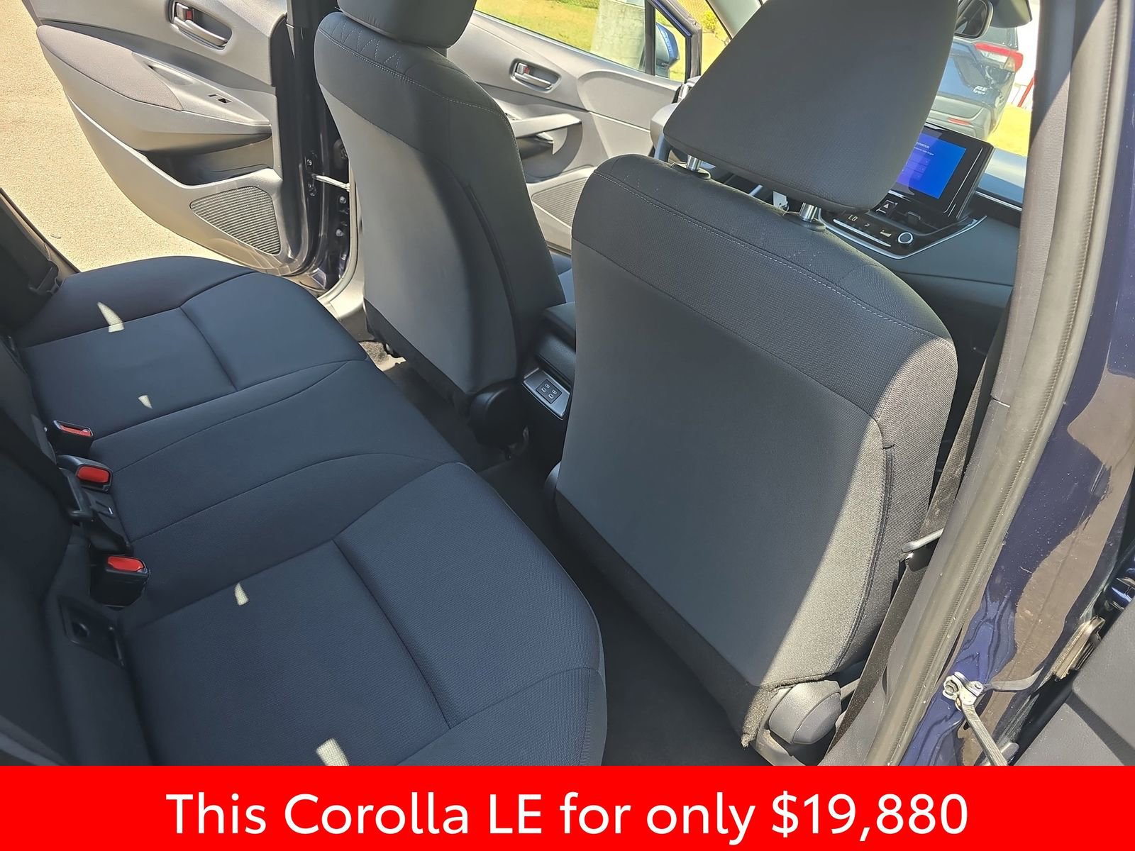 Used 2024 Toyota Corolla LE FWD image 17