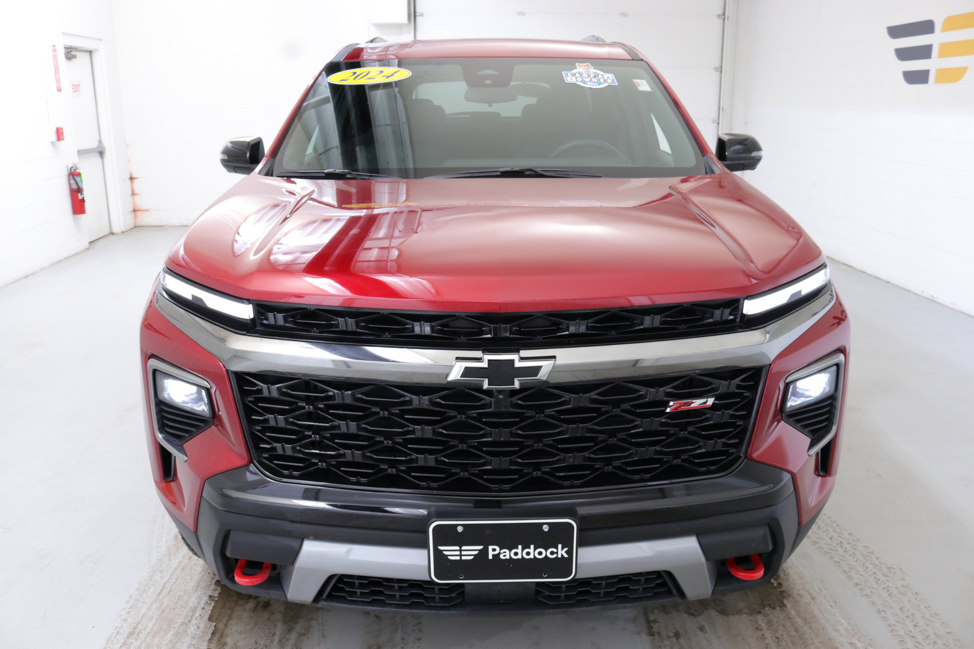 Used 2024 Chevrolet Traverse Z71 image 2