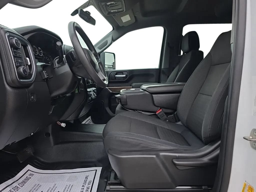 Used 2020 Chevrolet Silverado 3500 LT AWD/4WD image 14