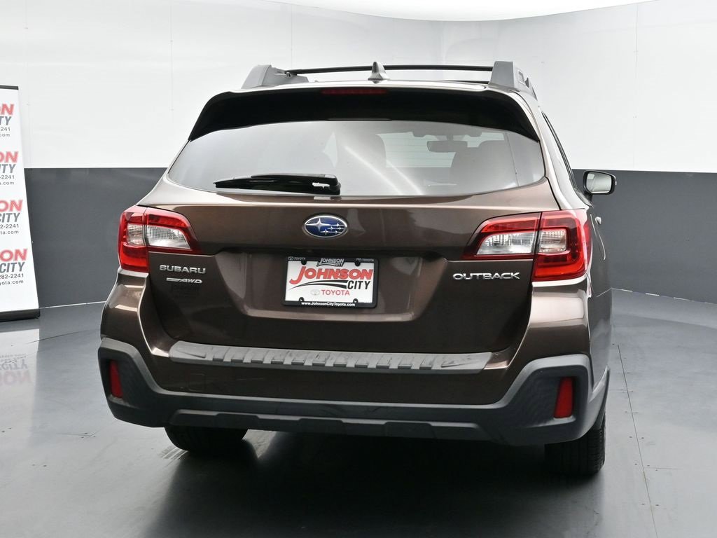 Used 2019 Subaru Outback 2.5i Premium image 8