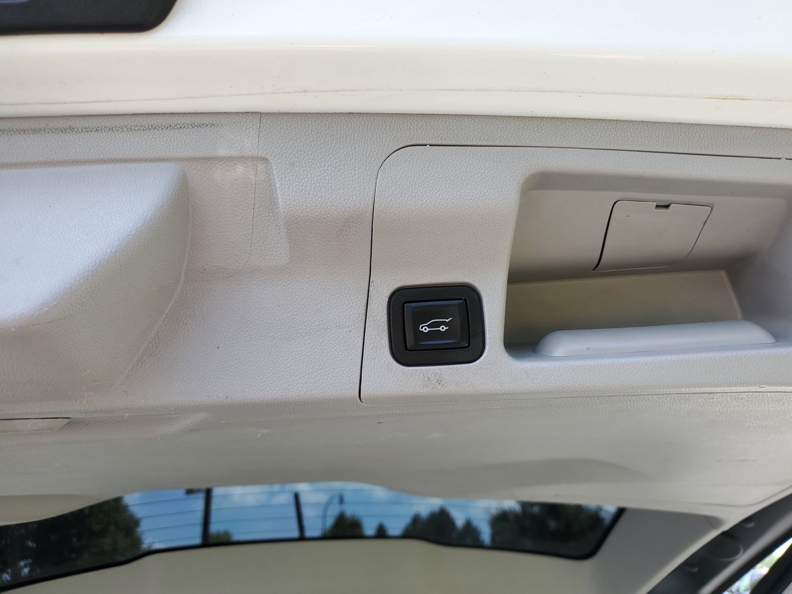 Used 2019 GMC Acadia SLT image 12