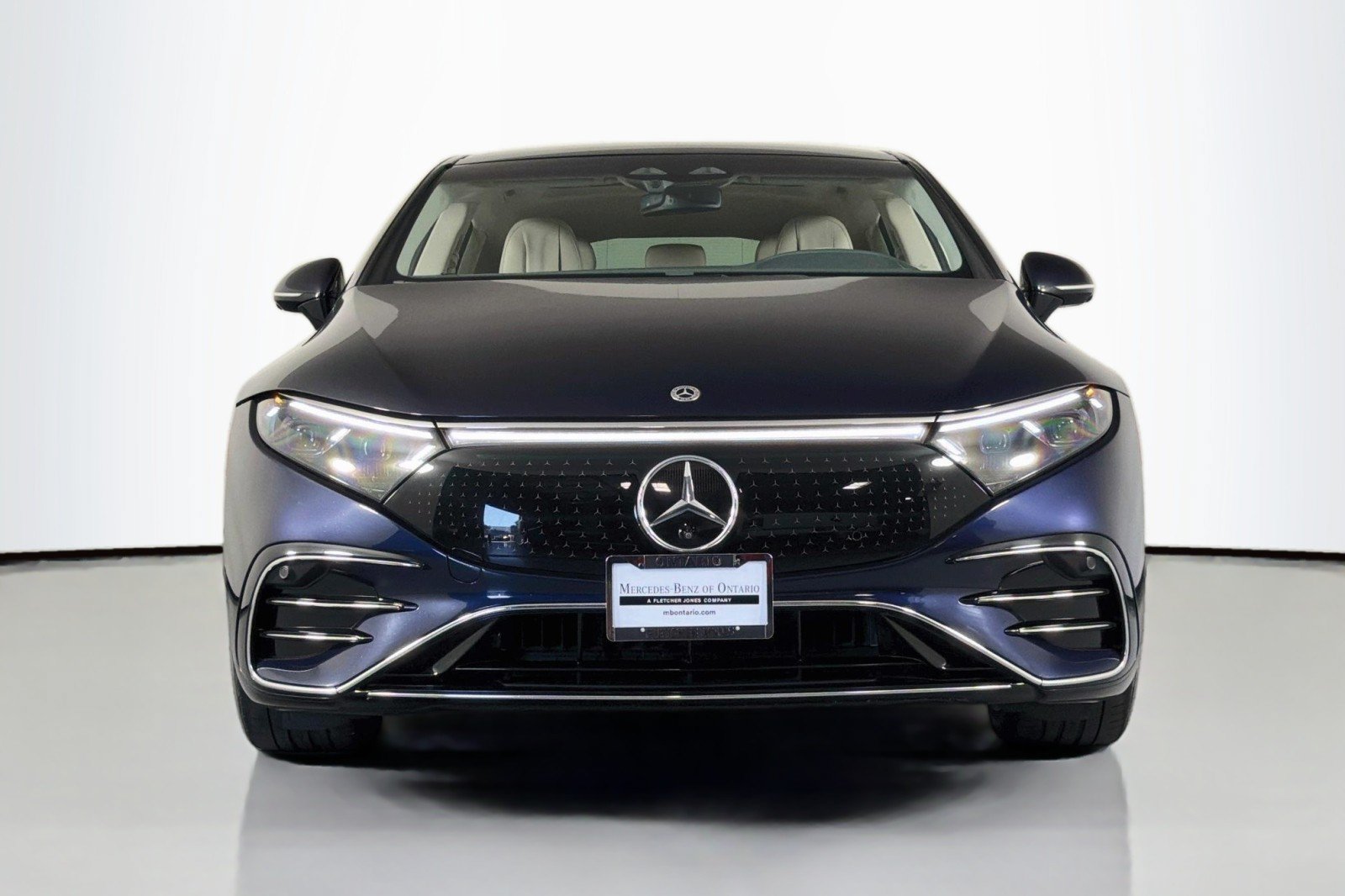 Certified 2023 Mercedes-Benz EQS 580 4MATIC Sedan image 3
