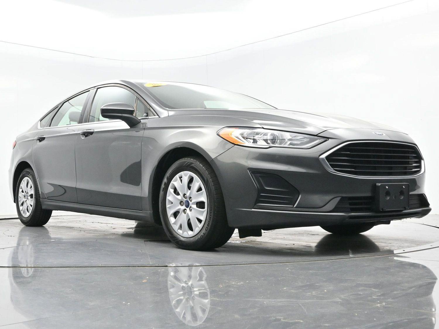 Used 2020 Ford Fusion S FWD image 36