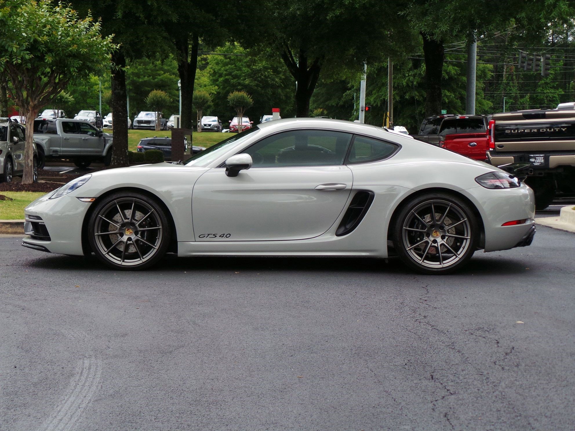 Used 2023 Porsche 718 Cayman GTS RWD image 5