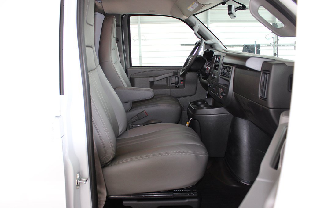 Used 2025 Chevrolet Express 2500 Extended w/ Driver Convenience Package RWD image 22