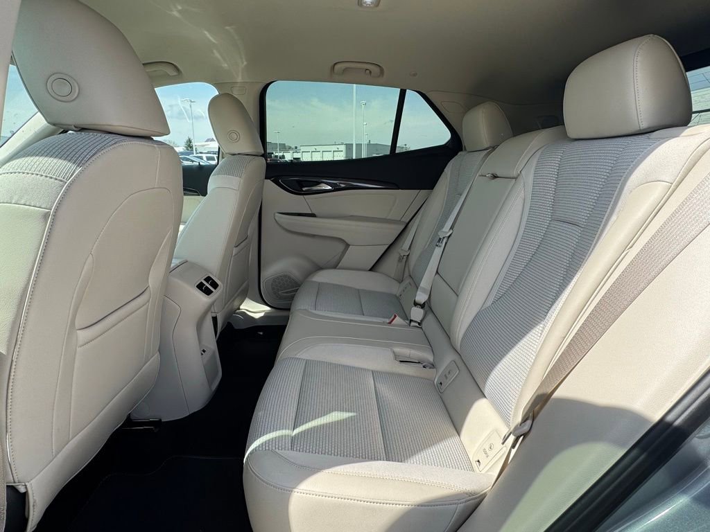 Used 2023 Buick Envision Preferred image 11
