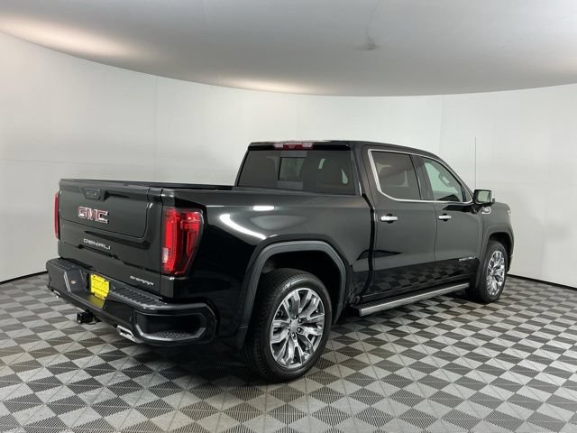Used 2025 GMC Sierra 1500 Denali w/ Denali Reserve Package AWD/4WD image 4