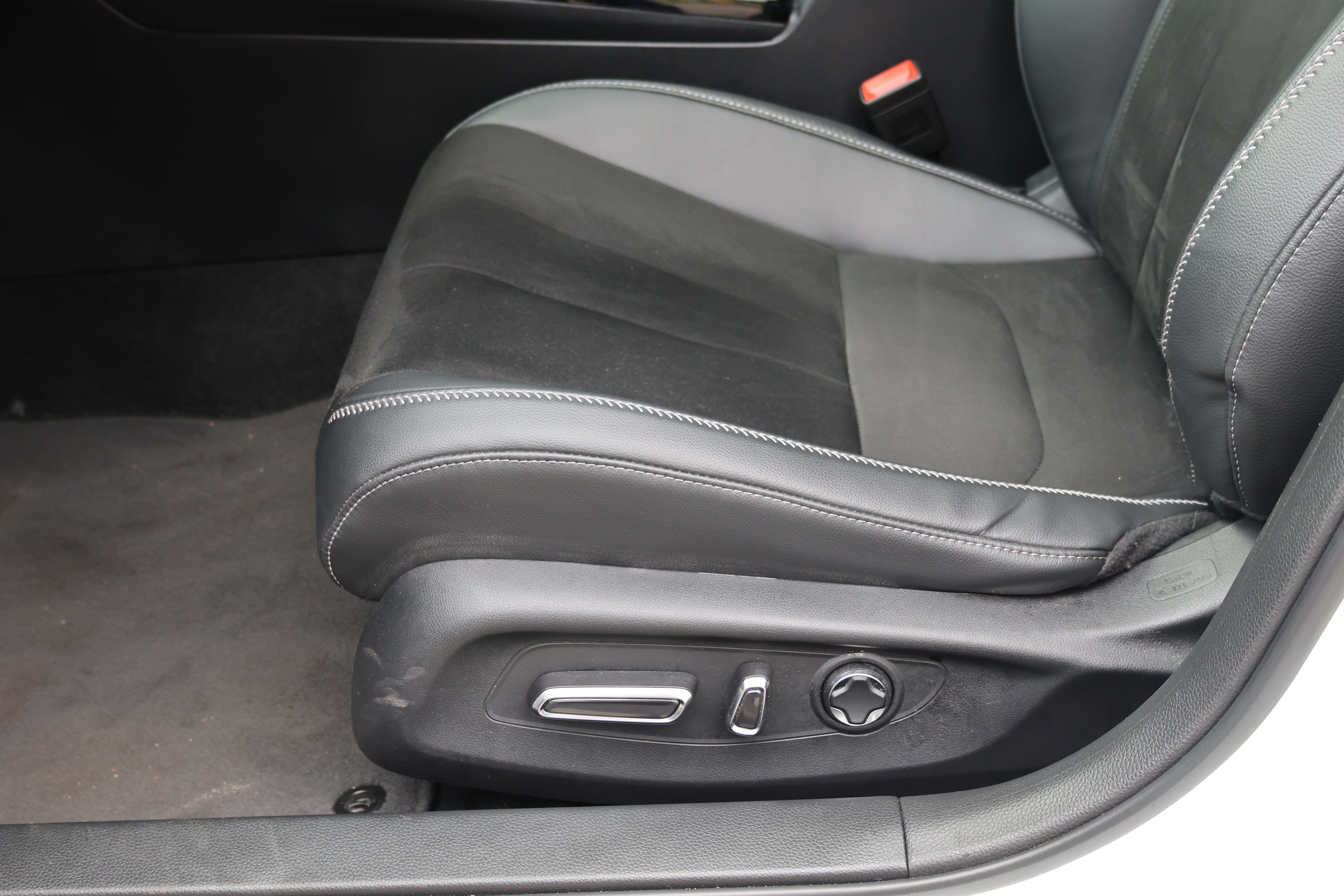 Used 2024 Acura Integra A-Spec w/ Technology Package FWD image 22