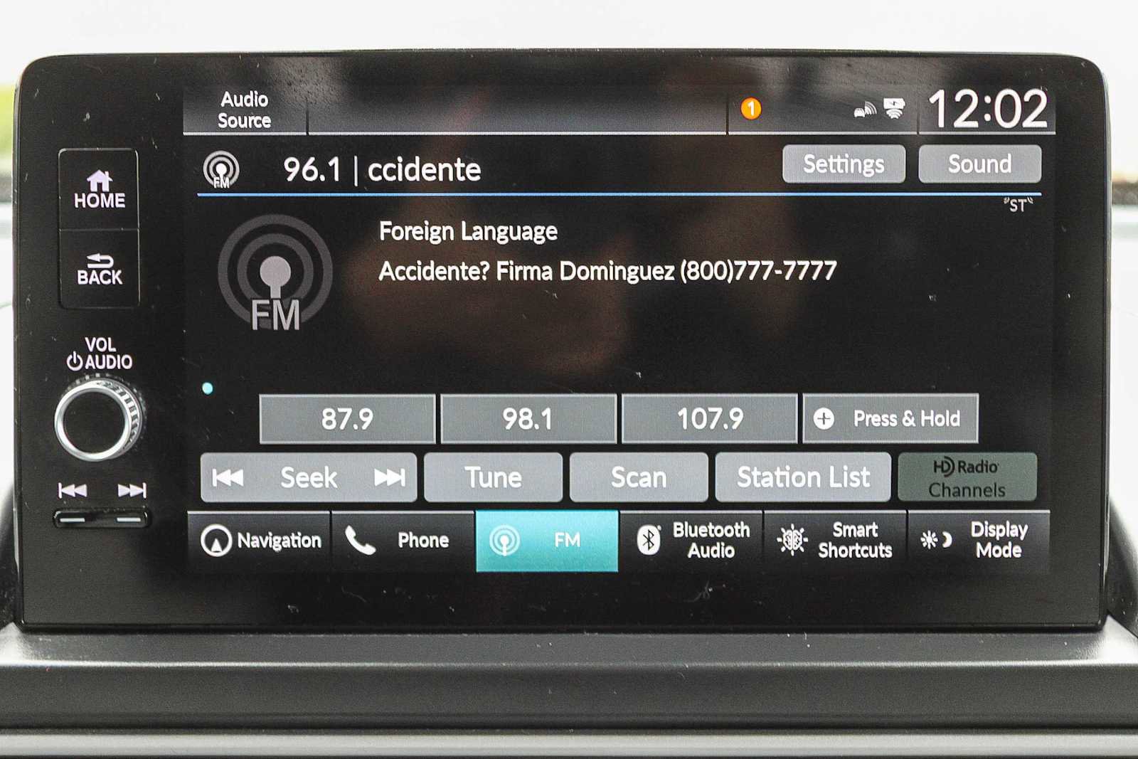 Certified 2025 Honda Pilot Touring image 9