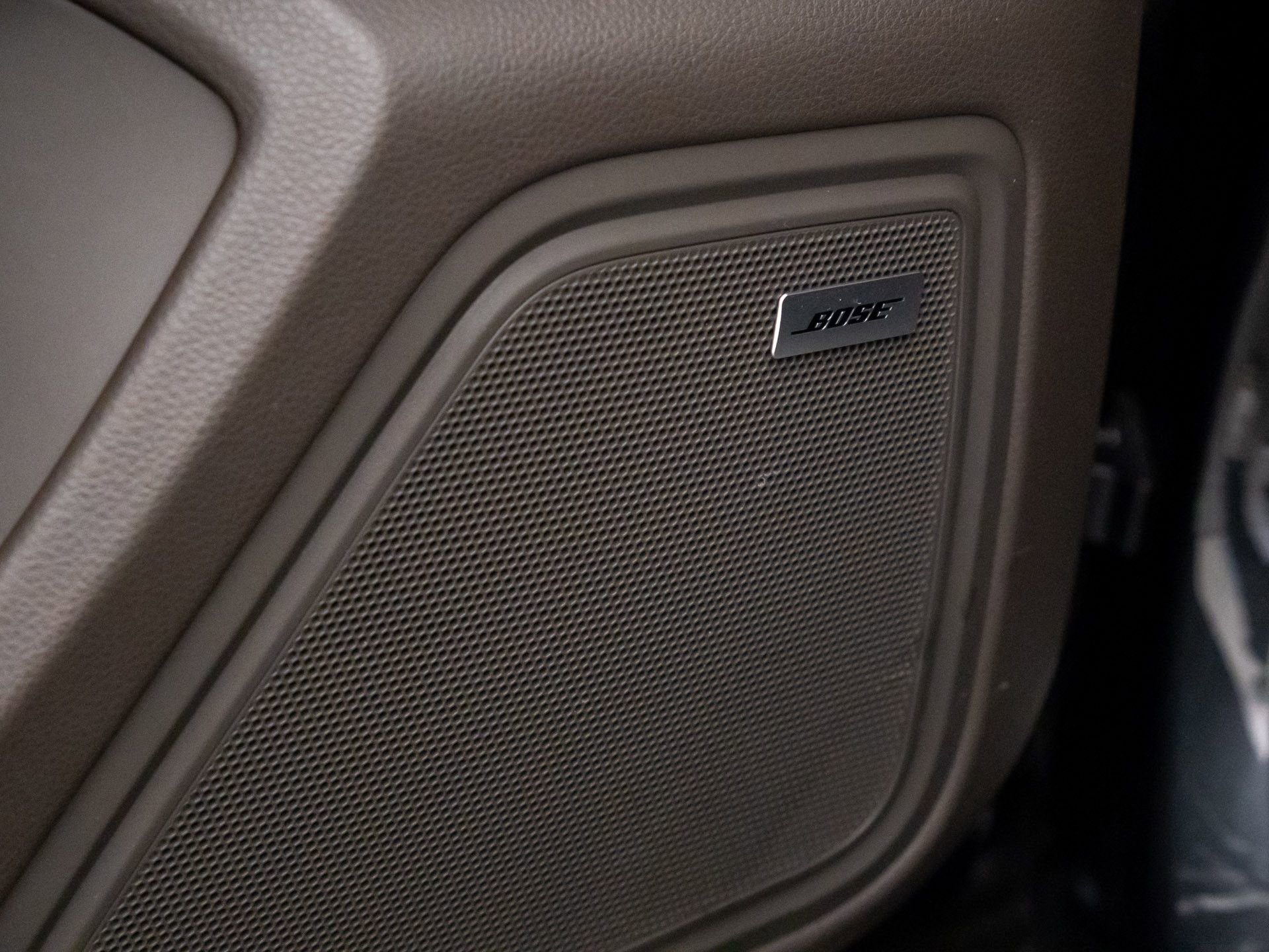 Used 2017 Porsche Macan S image 14