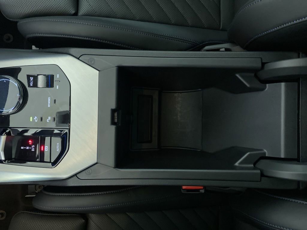 Used 2025 BMW X3 M50 w/ Premium Package image 24