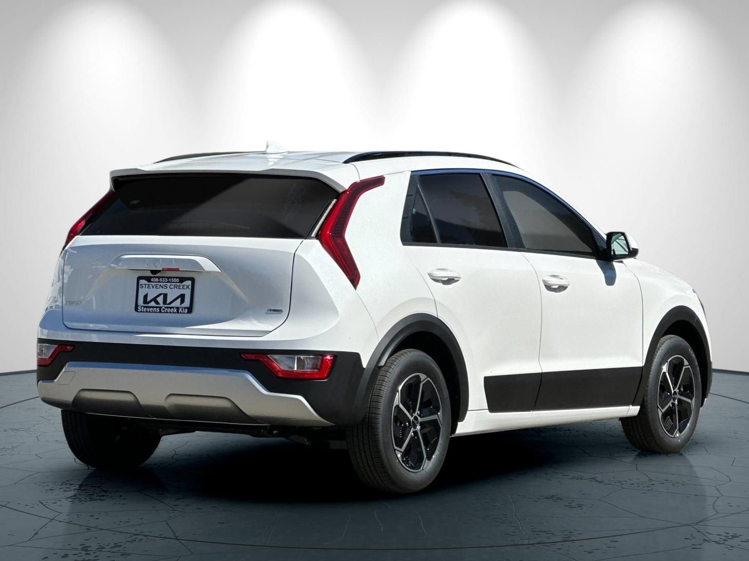 New 2026 Kia Niro LX FWD image 4