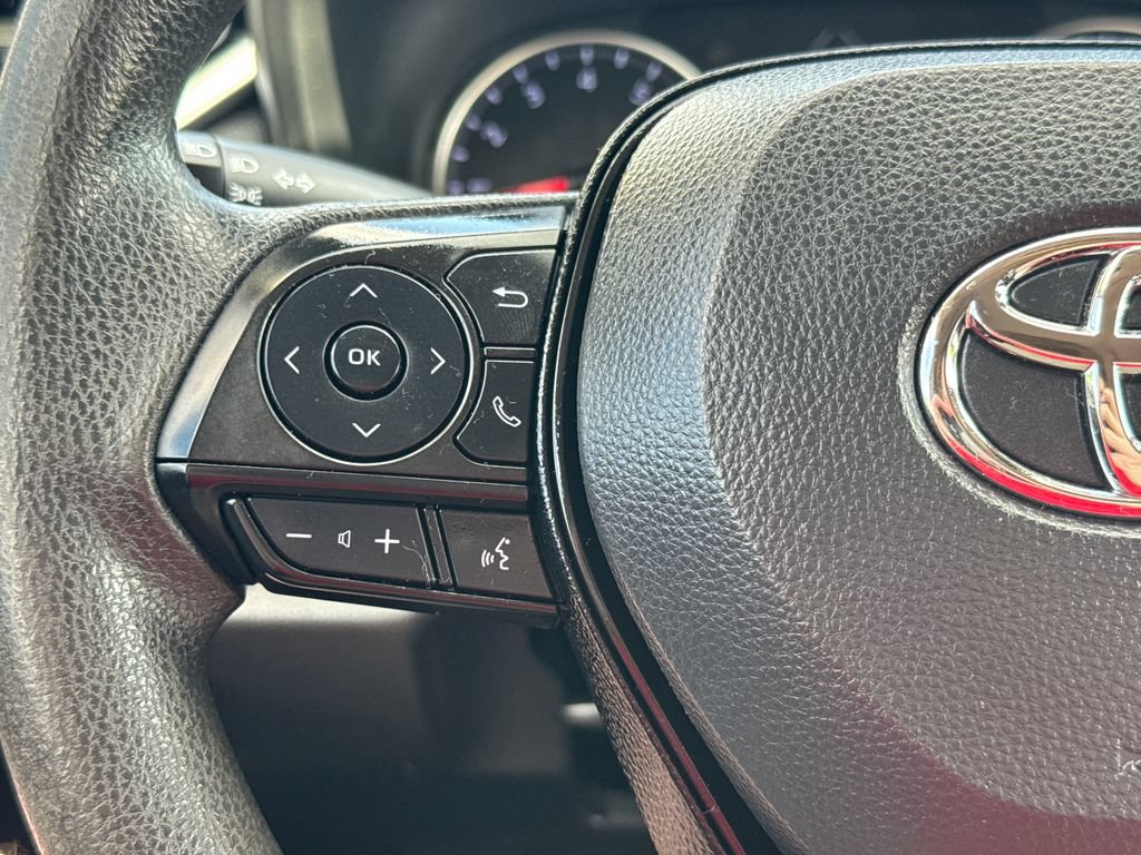 Used 2019 Toyota RAV4 LE w/ All Weather Liner Package AWD/4WD image 18