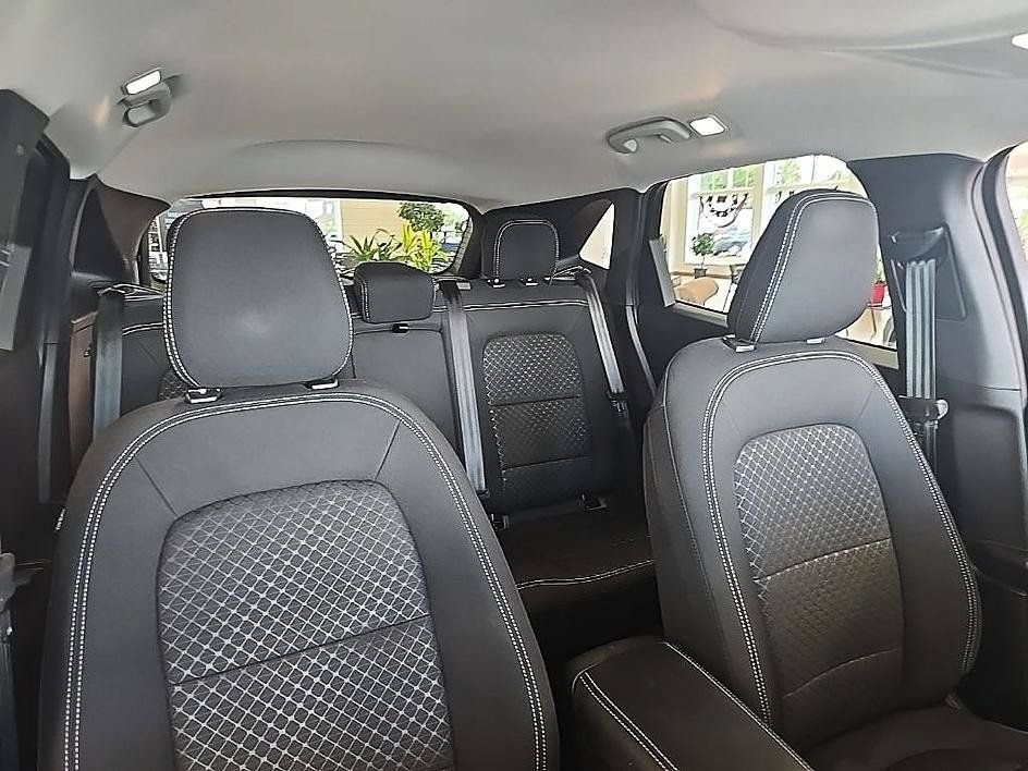 Used 2023 Ford Escape Active AWD/4WD image 37