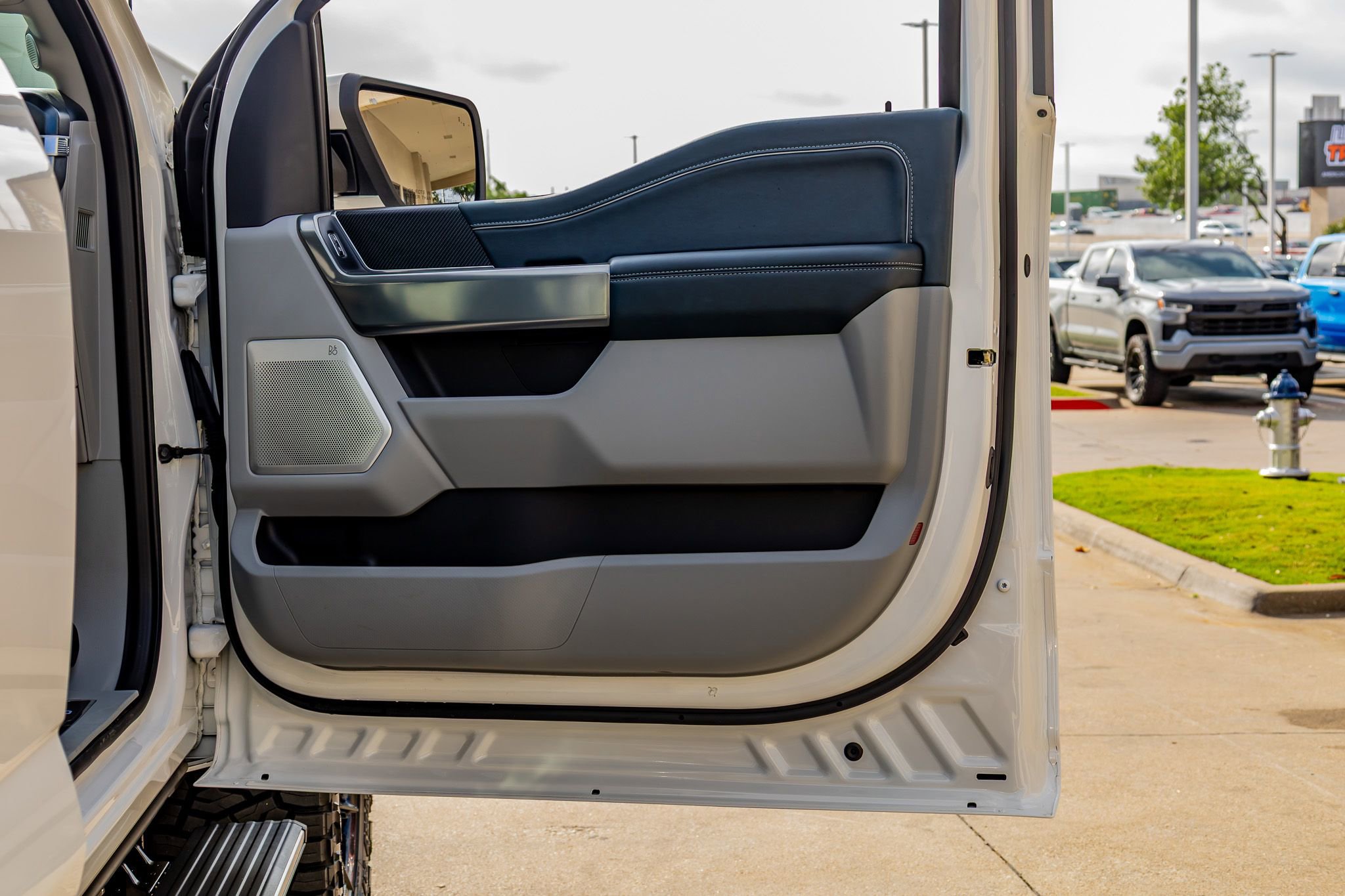 Used 2023 Ford F150 Limited AWD/4WD image 38