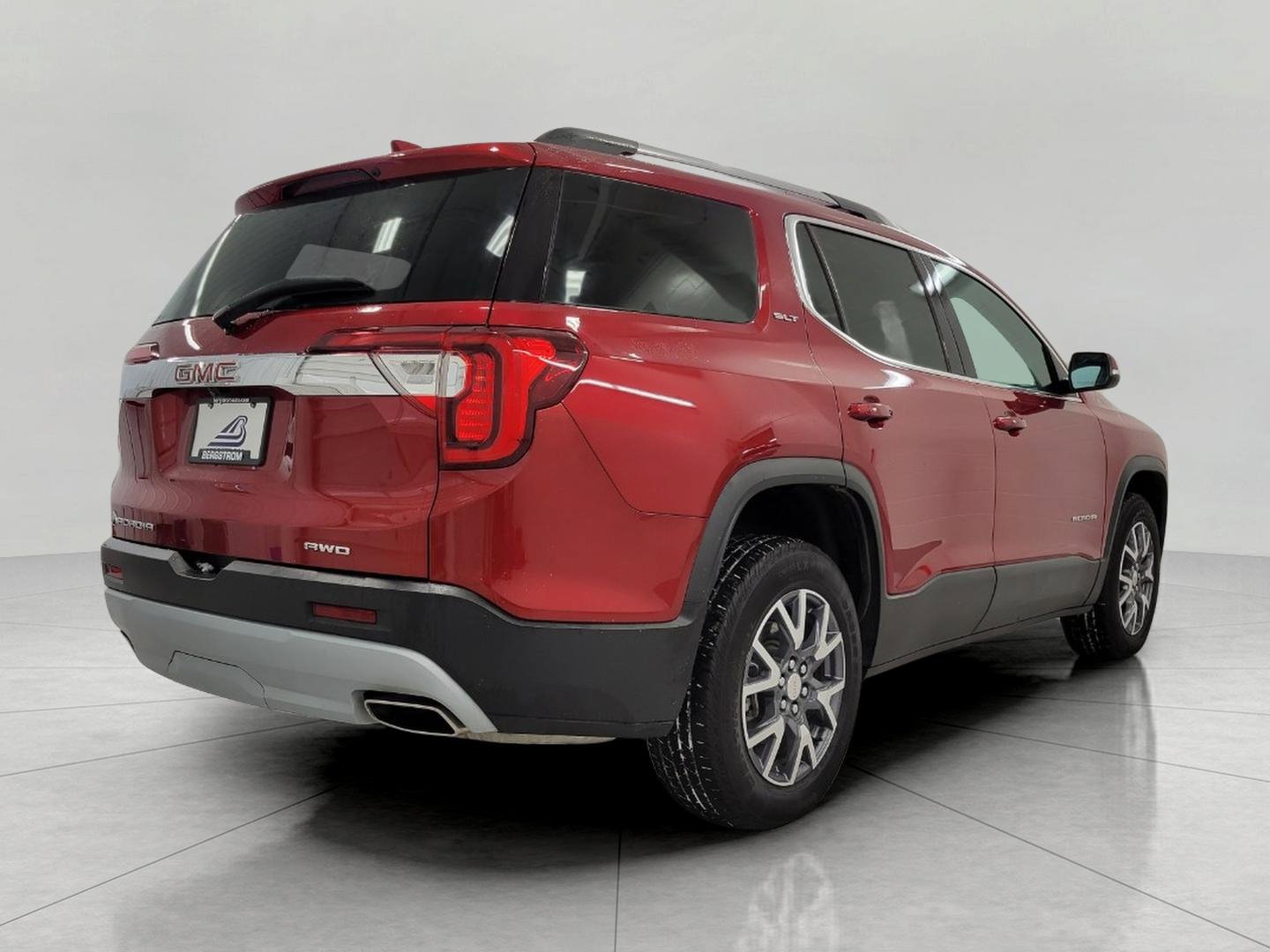 Certified 2023 GMC Acadia SLT w/ Trailering Package image 20