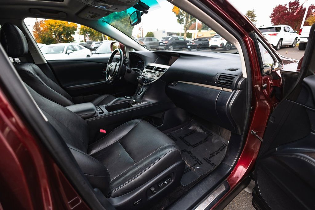 Used 2013 Lexus RX 450h AWD image 19