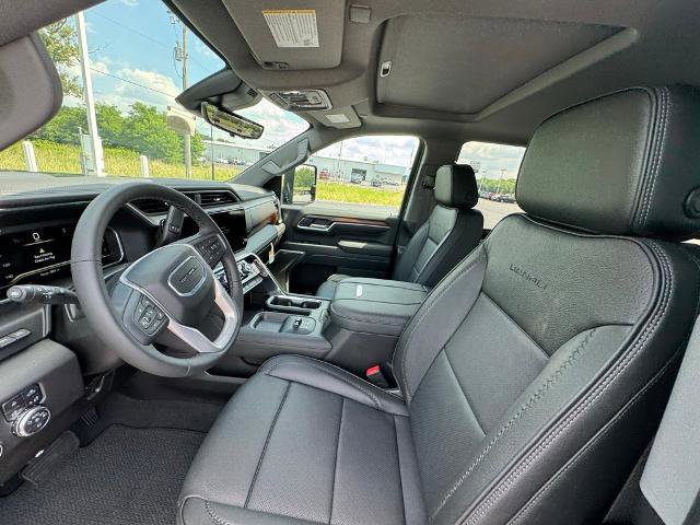 New 2025 GMC Sierra 2500 Denali w/ Denali Reserve Package image 15