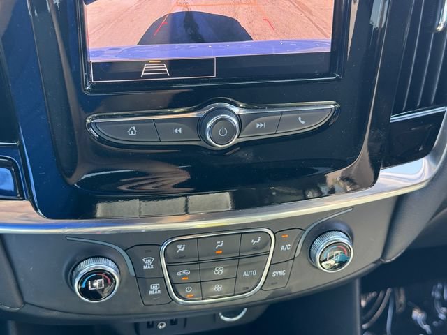 Certified 2023 Chevrolet Traverse LT FWD image 19