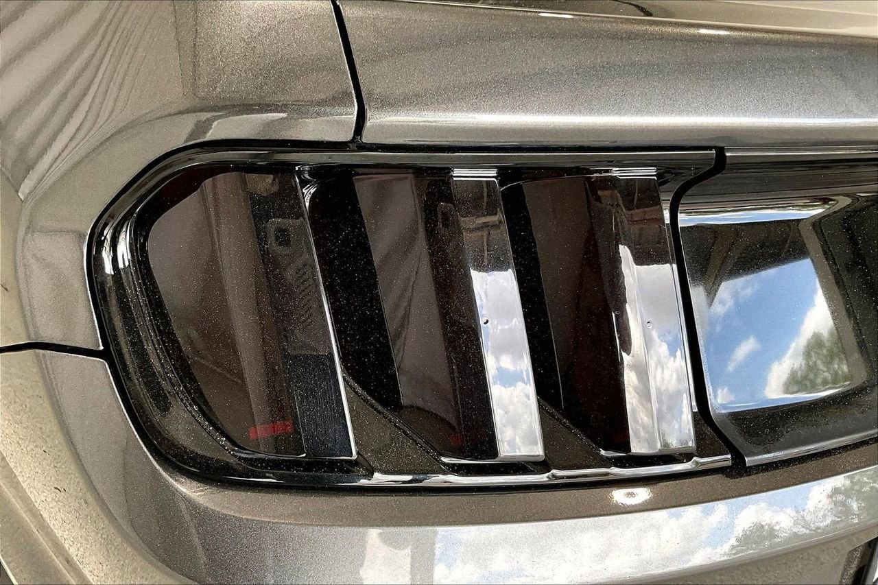 Used 2016 Ford Mustang GT Premium w/ Equipment Group 401A image 29