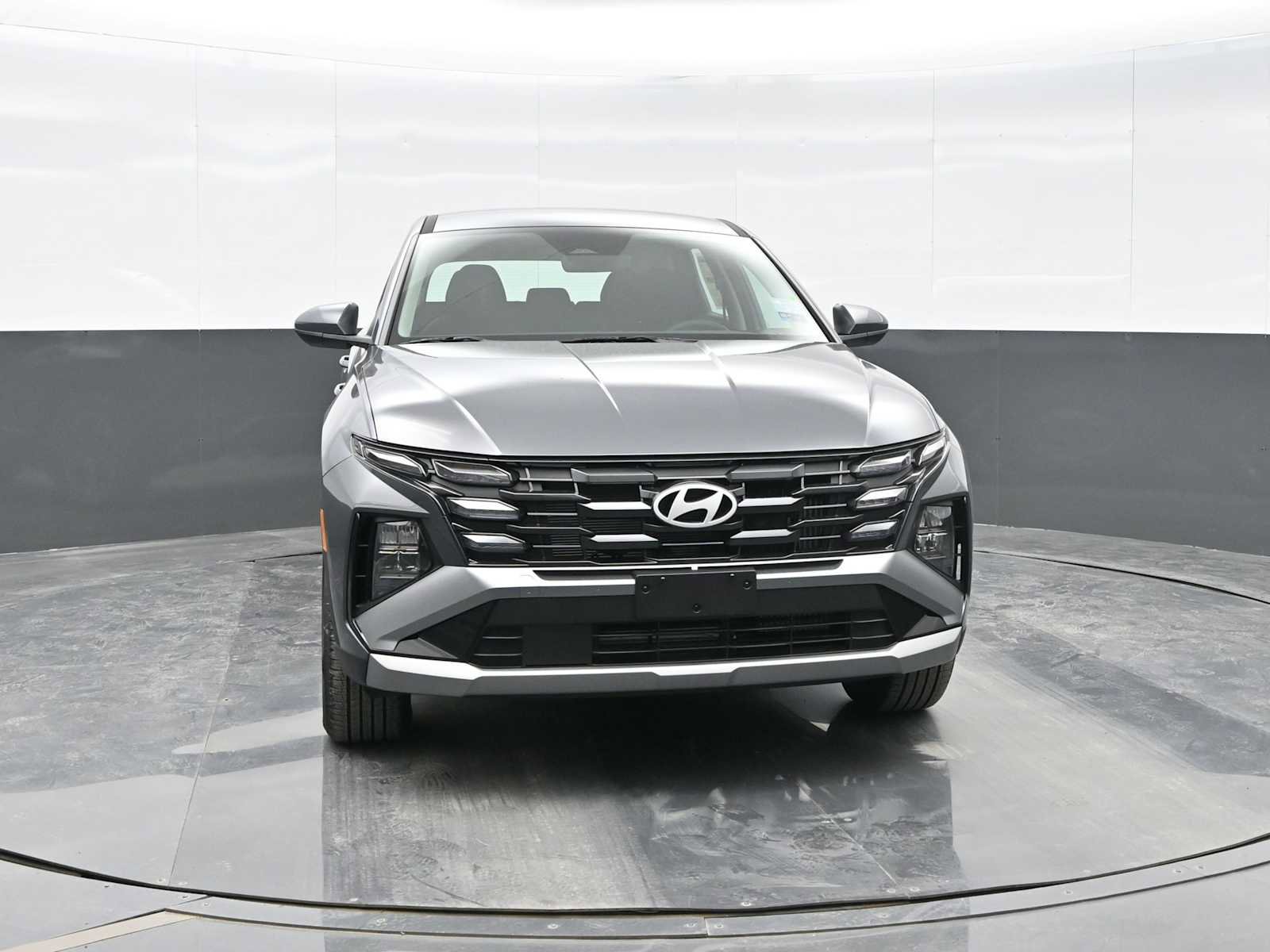 New 2026 Hyundai Tucson Blue SE image 2
